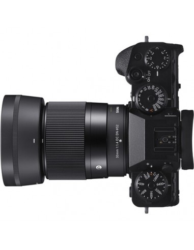 Sigma 30mm f/1.4 (C) AF DC DN... Sigma 30mm f/1.4 (C) AF DC DN...