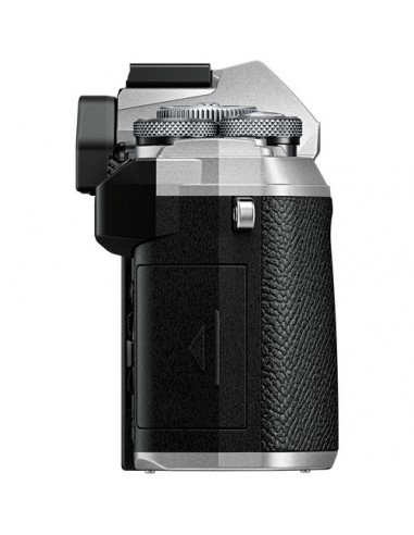 OM System OM-5 Body Argento