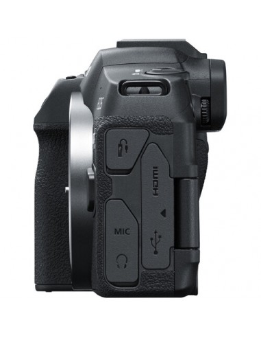 Canon EOS R8 + RF 24-50mm f/4.5-6.3...