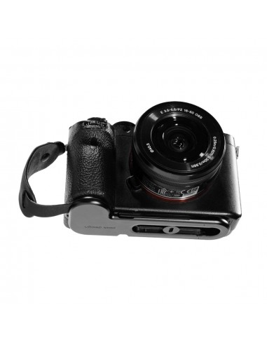 Peak Design Micro Clutch