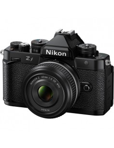 Nikon Zf + Z 40mm f/2 SE...