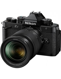 Nikon Zf + 24-70mm f/4 (Nero)