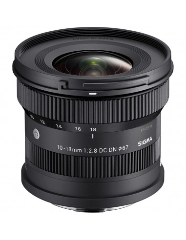 Sigma 10-18mm f/2.8 DC DN... Sigma 10-18mm f/2.8 DC DN...