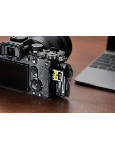 Lexar CFexpress Type A 320GB Gold Series Lexar CFexpress Type A 320GB Gold Series