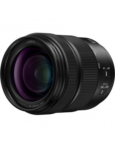 Panasonic Lumix S 28-200mm f/4-7.1...