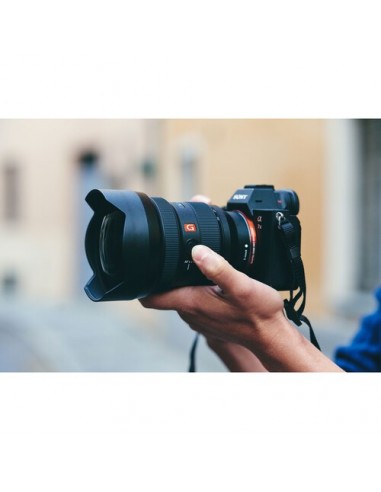 Sony FE 12-24mm f/2.8 G Master... Sony FE 12-24mm f/2.8 G Master...