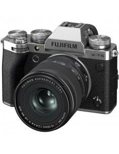 Fujifilm X-T5 + XF 16-50mm...