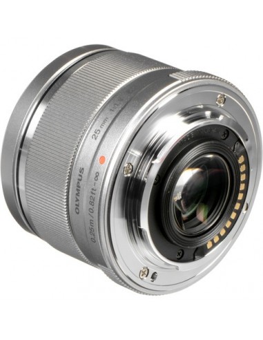 Olympus M.Zuiko Digital 25mm f/1.8...