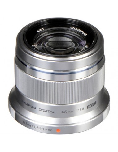 Olympus M.Zuiko Digital 45mm f/1.8...