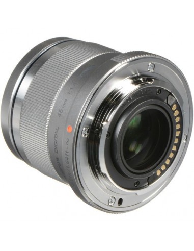 Olympus M.Zuiko Digital 45mm f/1.8...