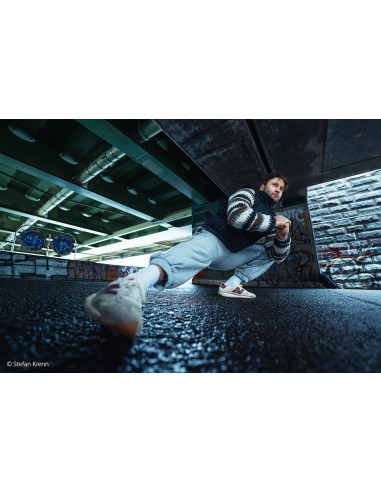 Sony FE 16mm f/1.8 G (SEL16F18G)