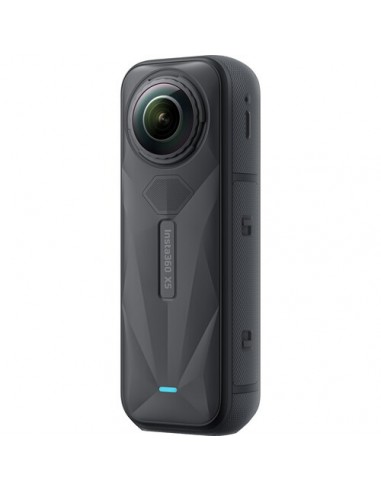Insta360 X5 (Essentials Bundle) Insta360 X5 (Essentials Bundle)