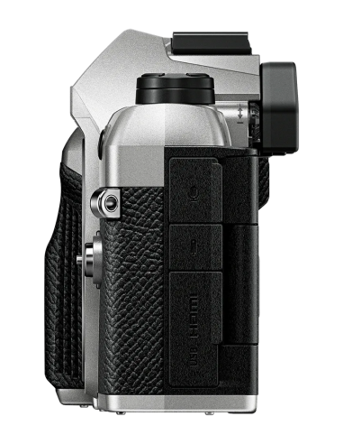 OM System OM-5 Mark II + 14-150mm...