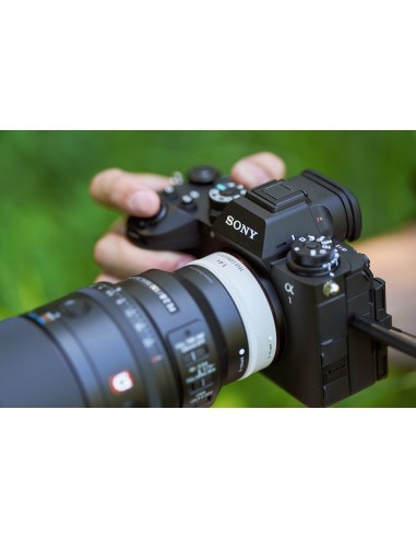 Sony FE 100mm f/2.8 Macro G Master...