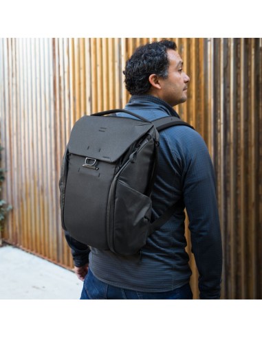 Peak Design Everyday Backpack v2 30L... Peak Design Everyday Backpack v2 30L...