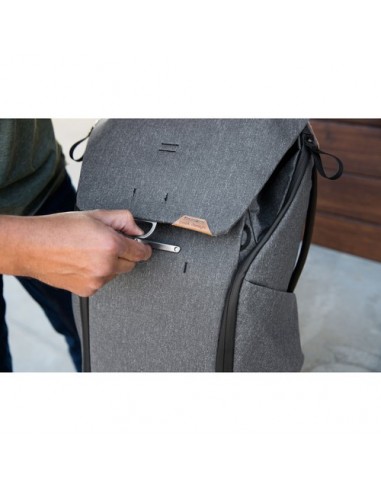 Peak Design Everyday Backpack v2 30L...