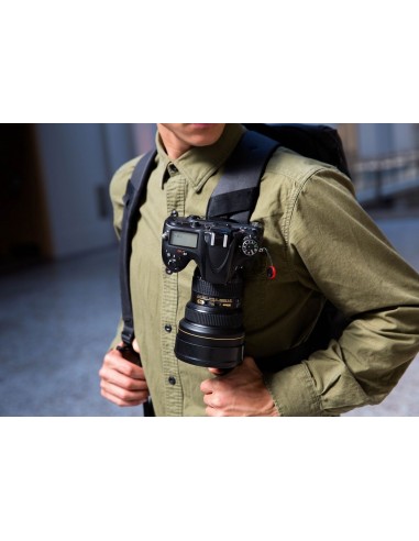 Peak Design Capture Camera Clip V3... Peak Design Capture Camera Clip V3...