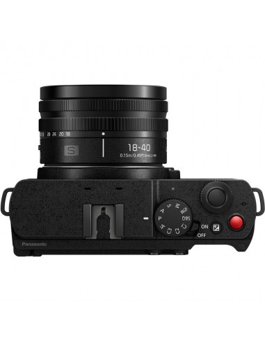 Panasonic Lumix S9 + 18-40mm...