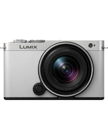 Panasonic Lumix S9 + 18-40mm...