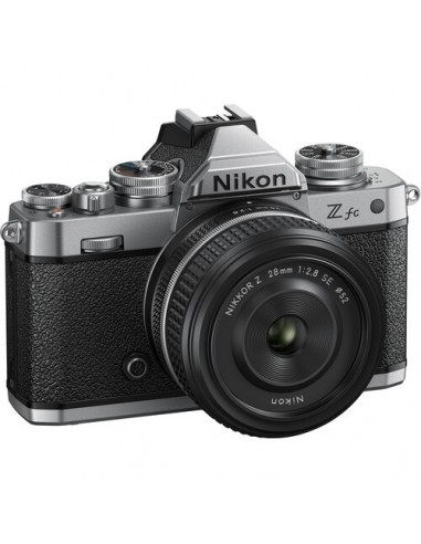 Nikon Z fc + 28mm f/2.8 SE