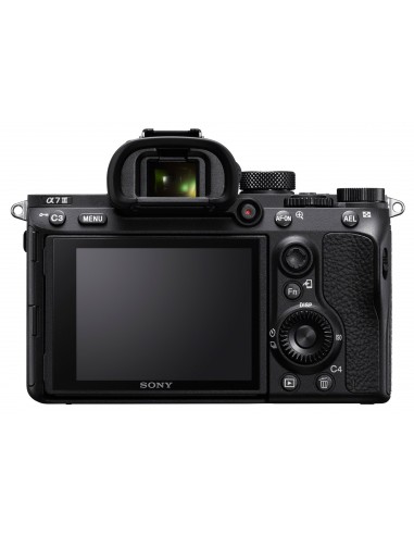 Sony Alpha 7 III + 24-105mm f/4...