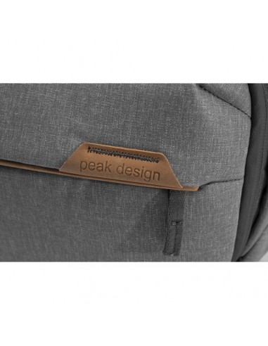 Peak Design Everyday Sling 10L...