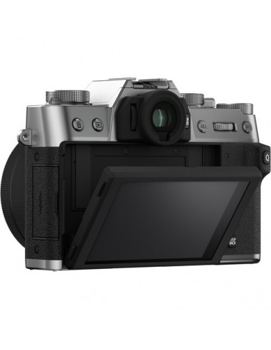 Fujifilm X-T30 II + XC 15-45mm (Argento) Fujifilm X-T30 II + XC 15-45mm (Argento)