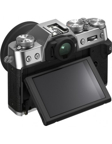 Fujifilm X-T30 II + XC 15-45mm (Argento) Fujifilm X-T30 II + XC 15-45mm (Argento)