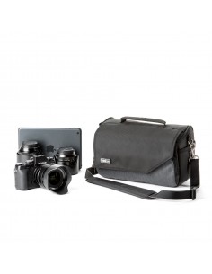 Think Tank Mirrorless Mover...