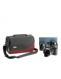 Think Tank Mirrorless Mover...