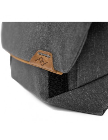 Peak Design Field Pouch V2 Charcoal