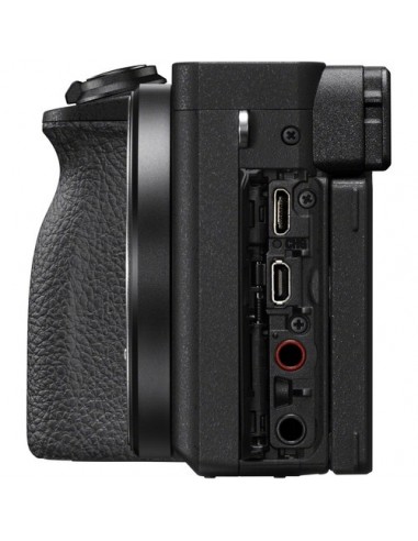 Sony Alpha 6600 + 18-135mm OSS... Sony Alpha 6600 + 18-135mm OSS...